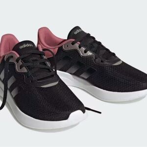 NWT ADIDAS QT RACER 3.0 Adidas Black & Pink Sneakers